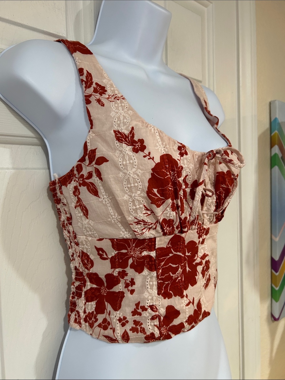Crystal Sky Red White Floral Bustier Crop Top Smocked Eyelet Med M - Picture 3 of 6